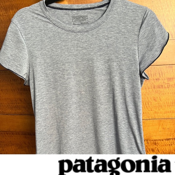 Patagonia Tops - Patagonia Capped Sleeve Glorya Tee | Women's Small | Bluish More than Grayish)